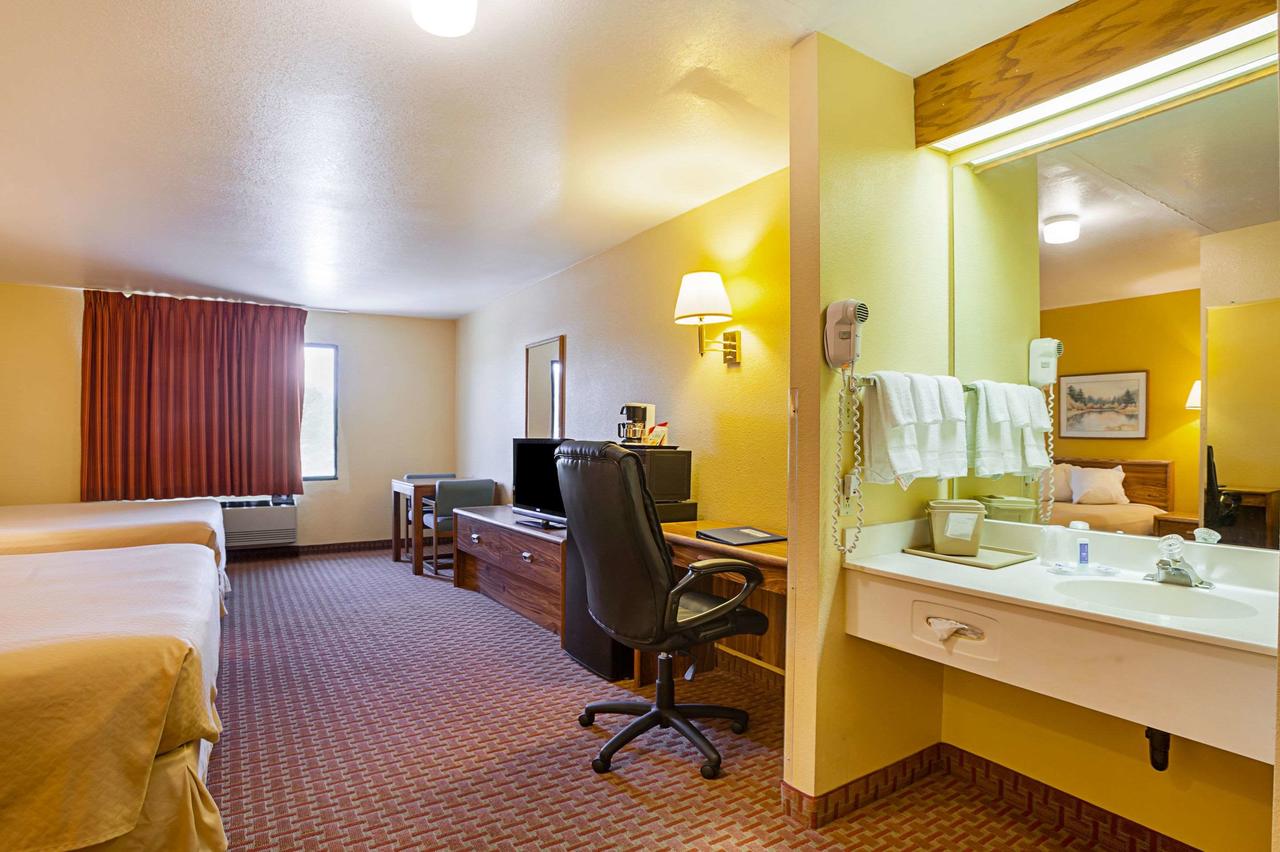 Rodeway Inn & Suites Blanding - thumb 16