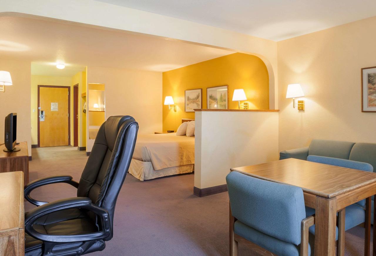 Rodeway Inn & Suites Blanding - thumb 21