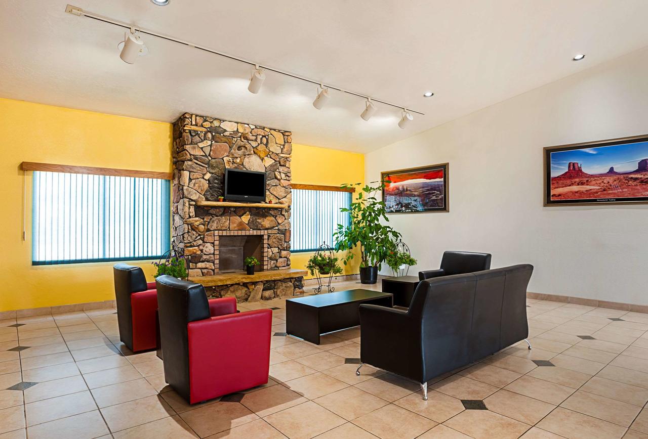Rodeway Inn & Suites Blanding - thumb 1