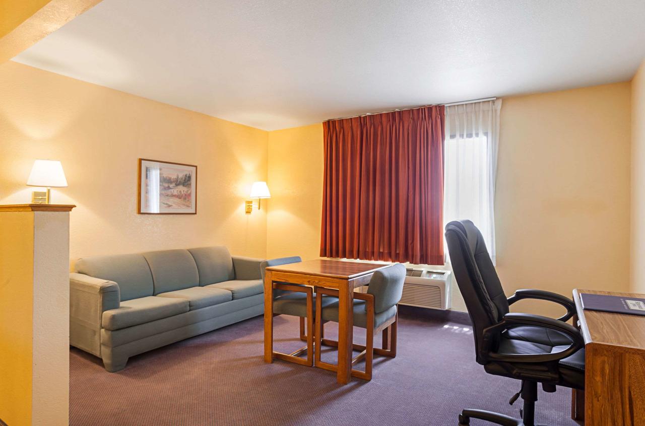 Rodeway Inn & Suites Blanding - thumb 27