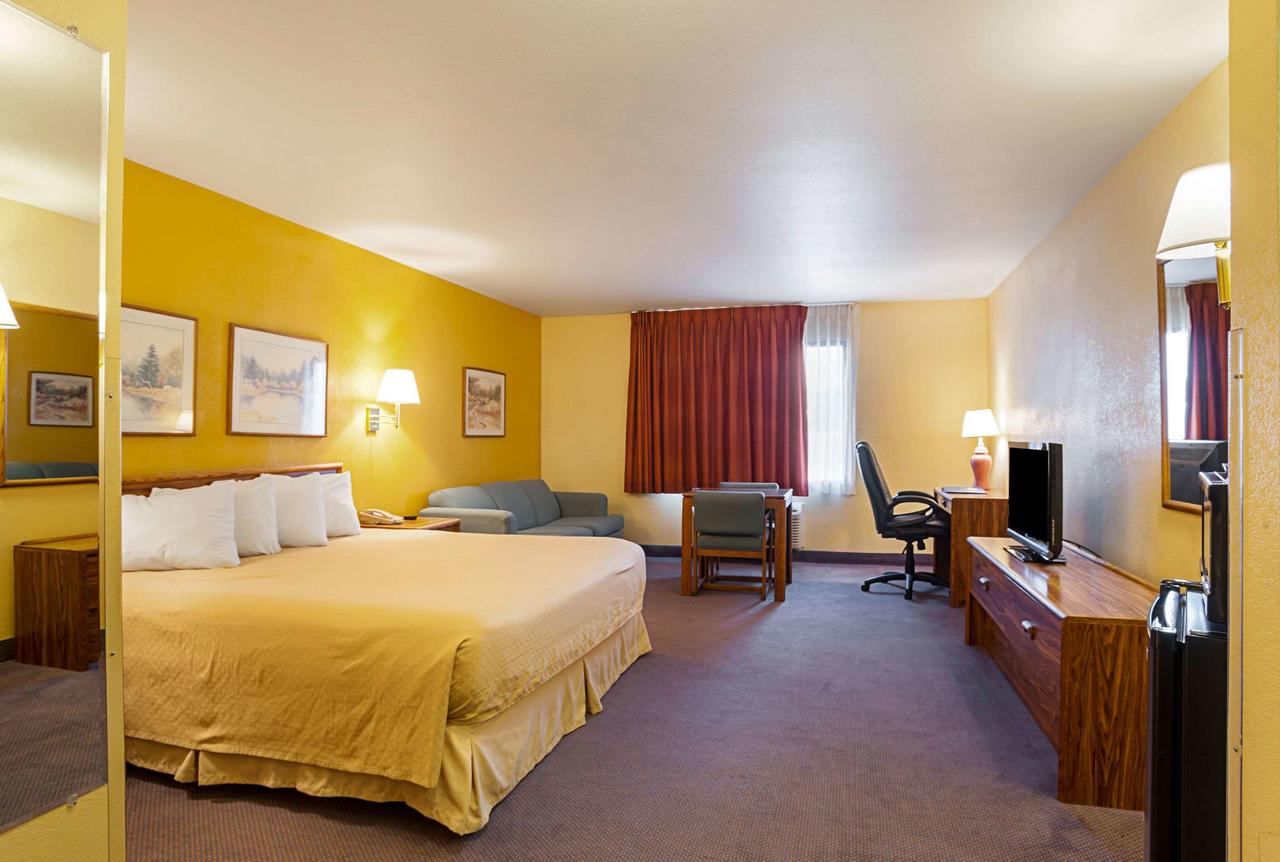 Rodeway Inn & Suites Blanding - thumb 3