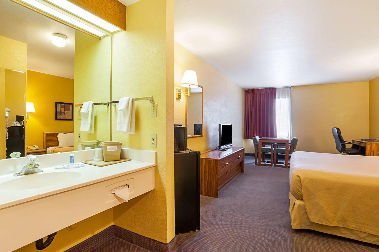 Rodeway Inn & Suites Blanding - thumb 5