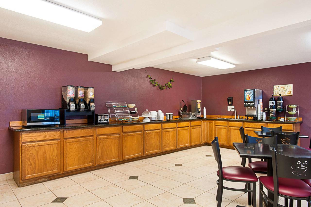 Rodeway Inn & Suites Blanding - thumb 7