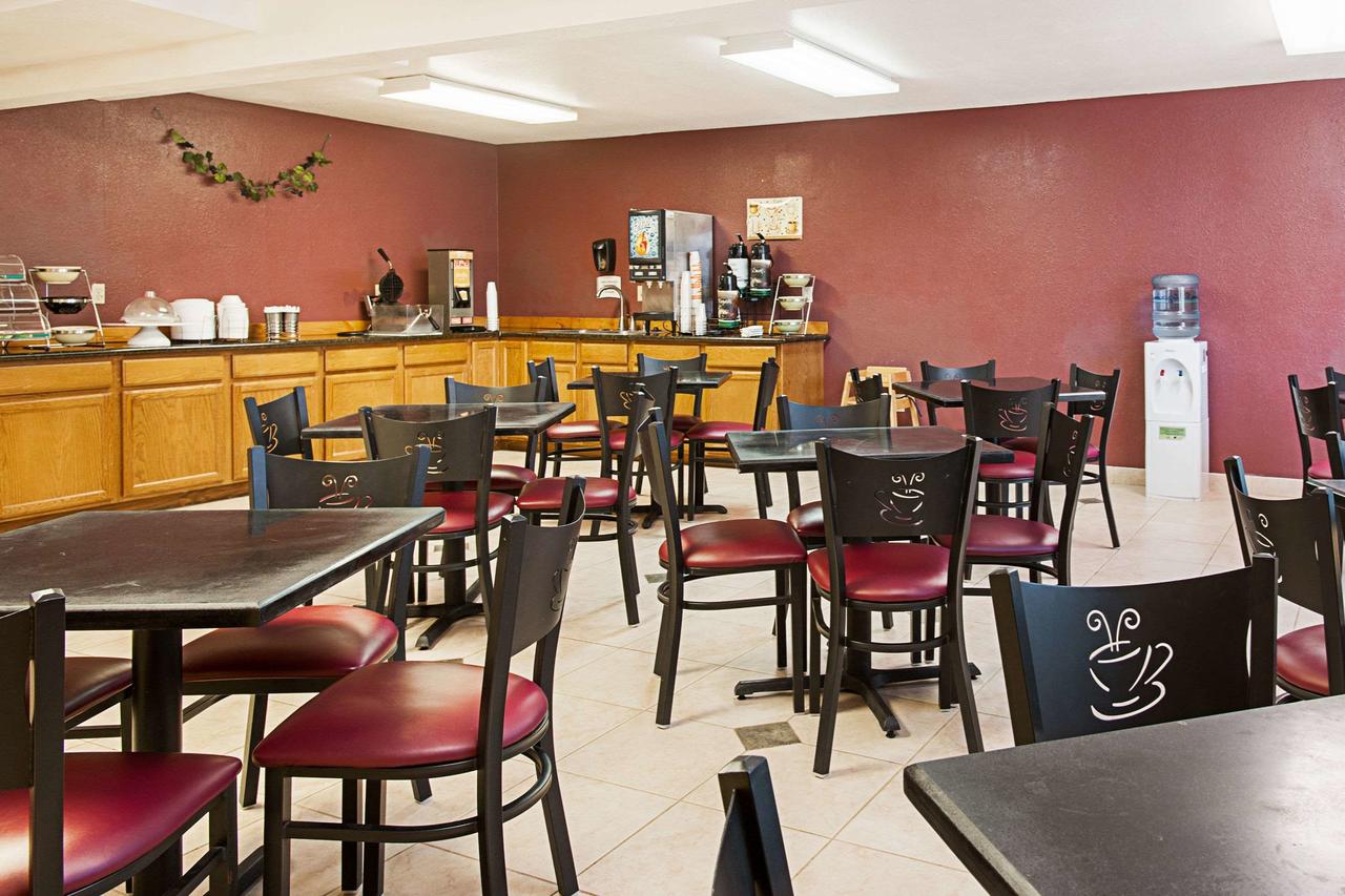 Rodeway Inn & Suites Blanding - thumb 34