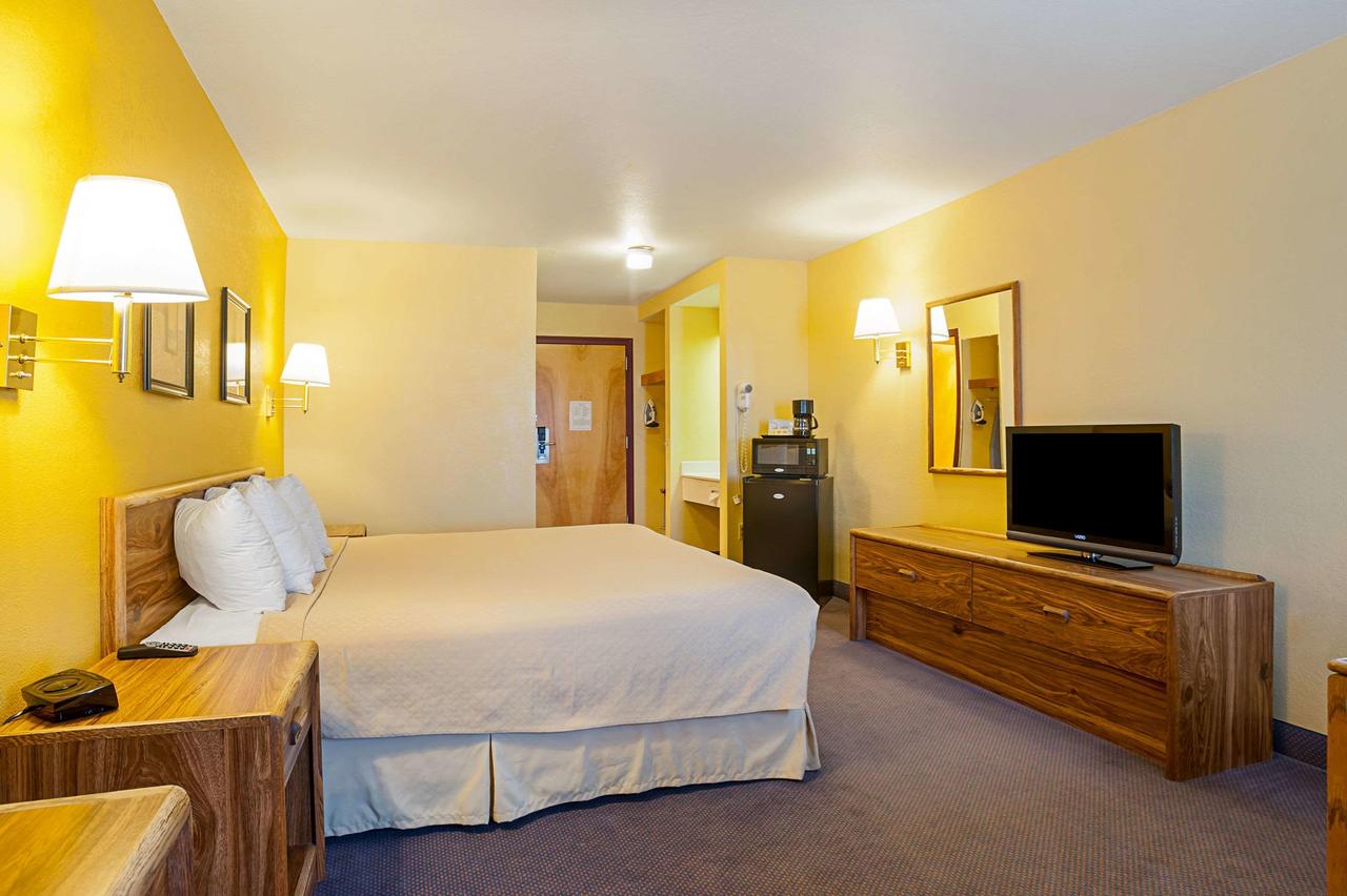 Rodeway Inn & Suites Blanding - thumb 33