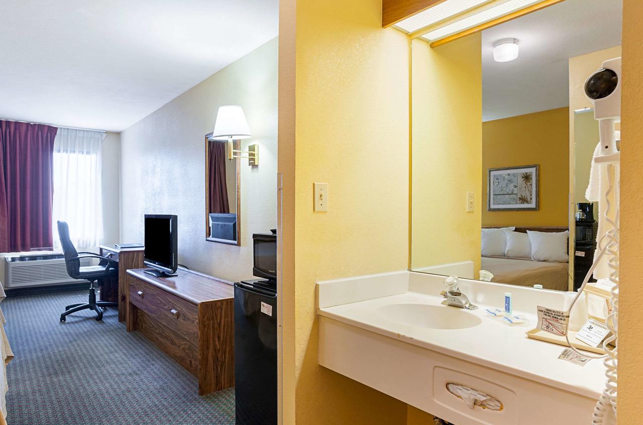 Rodeway Inn & Suites Blanding - thumb 6