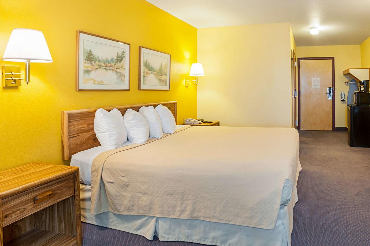 Rodeway Inn & Suites Blanding - thumb 28