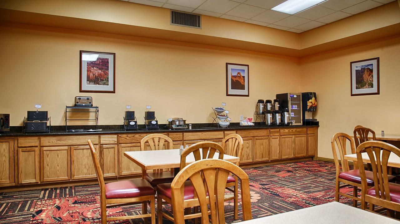 Best Western Red Hills - thumb 32