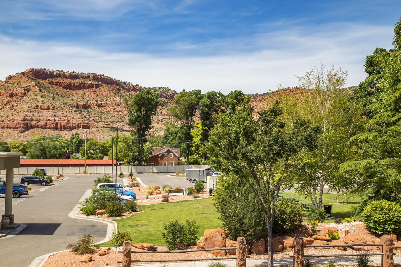 Best Western Red Hills - thumb 12