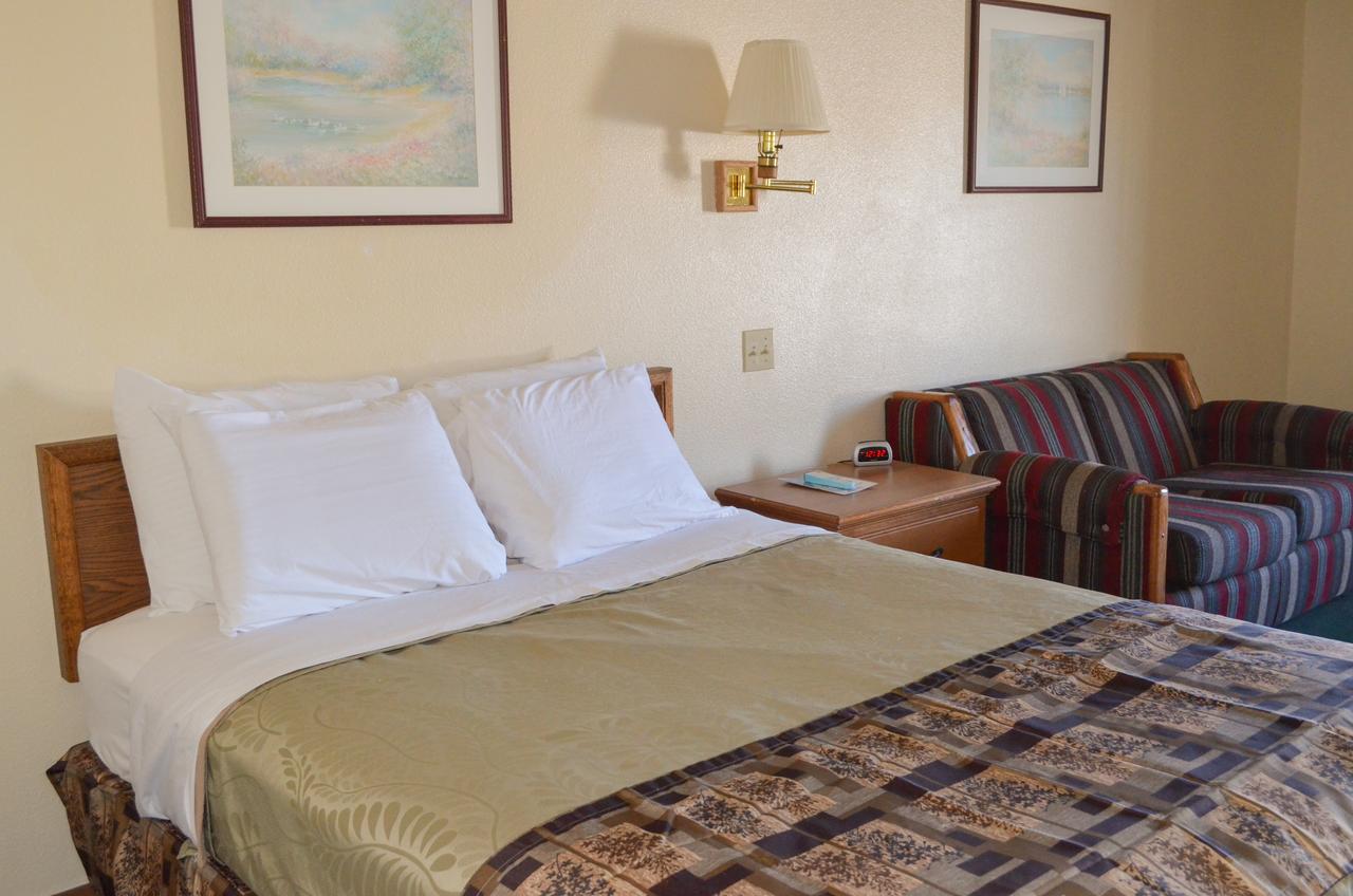 National 9 Inn Price - thumb 4