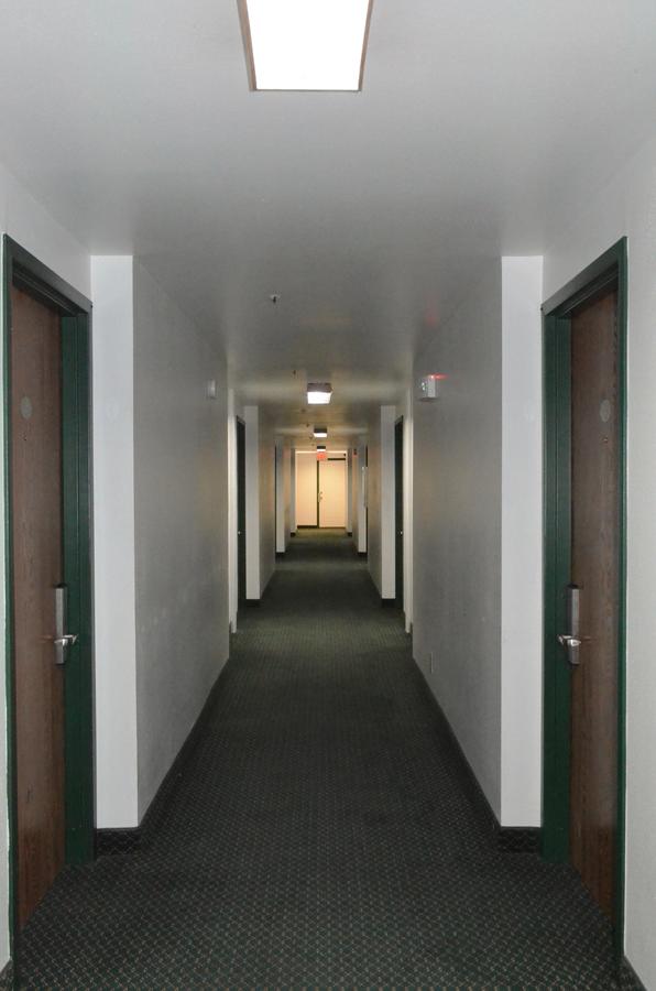 National 9 Inn Price - thumb 3