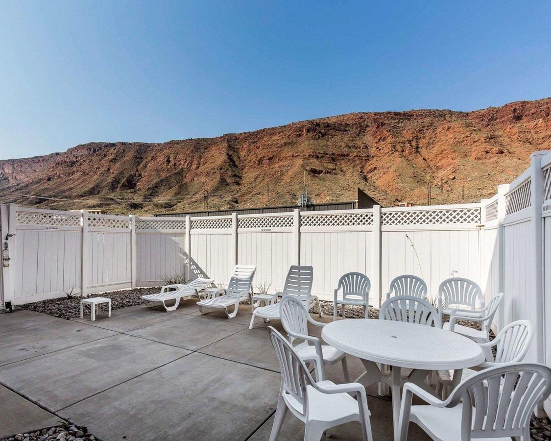 Quality Suites Moab - thumb 22