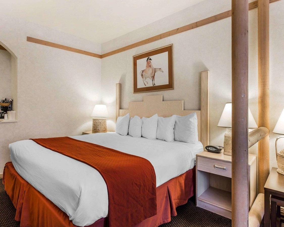 Quality Suites Moab - thumb 23