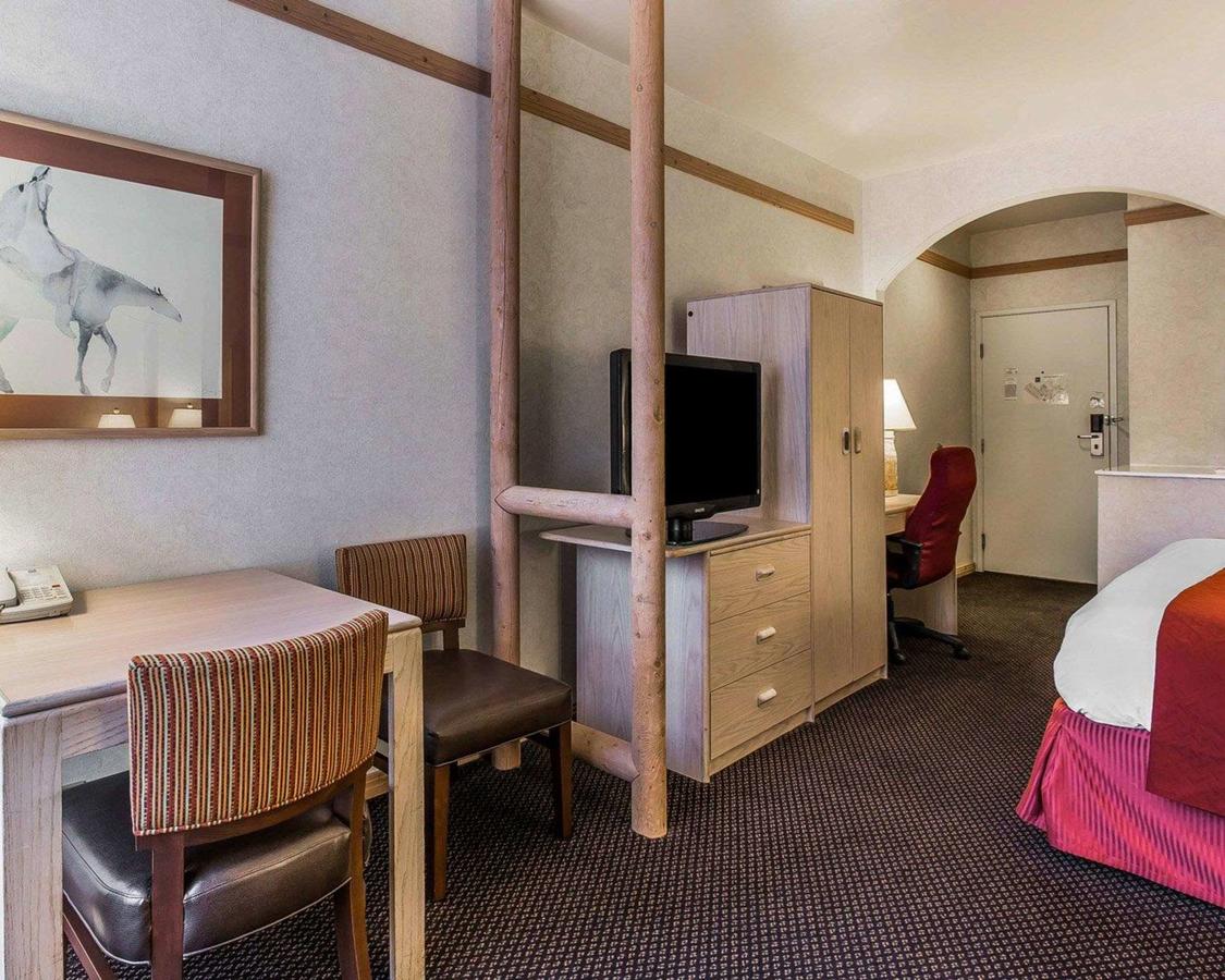 Quality Suites Moab - thumb 19