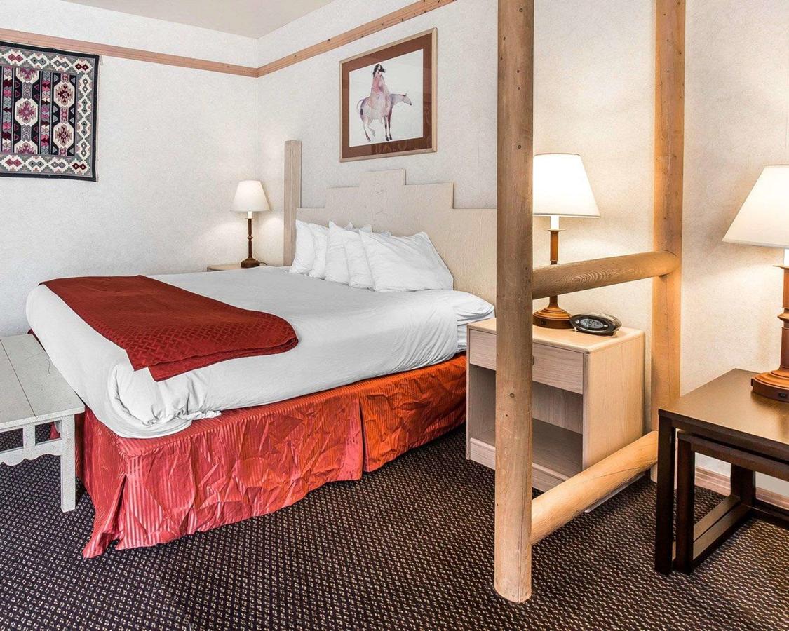 Quality Suites Moab - thumb 30