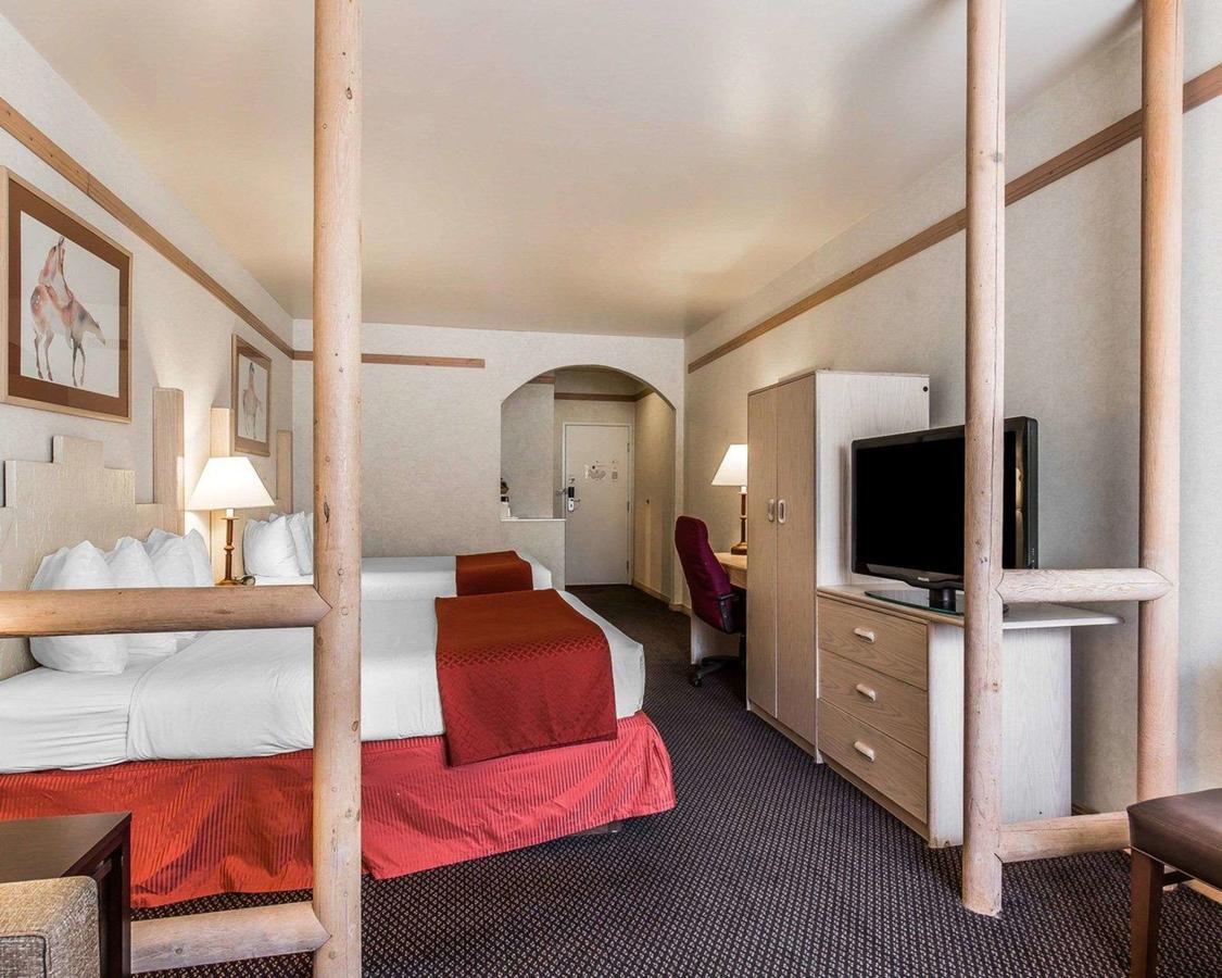 Quality Suites Moab - thumb 31