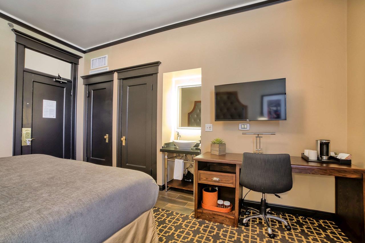 The Peery Hotel, An Ascend Hotel - thumb 16