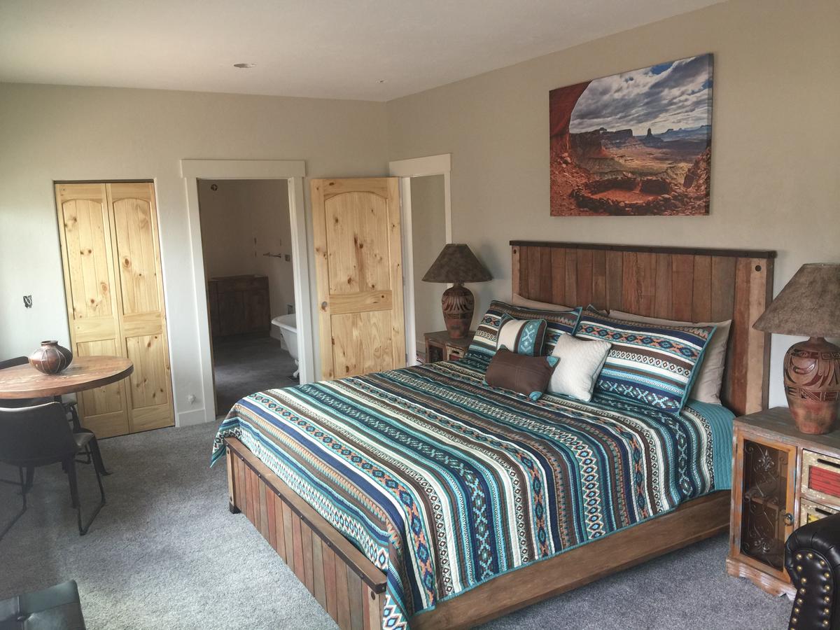 Village Place - thumb 6