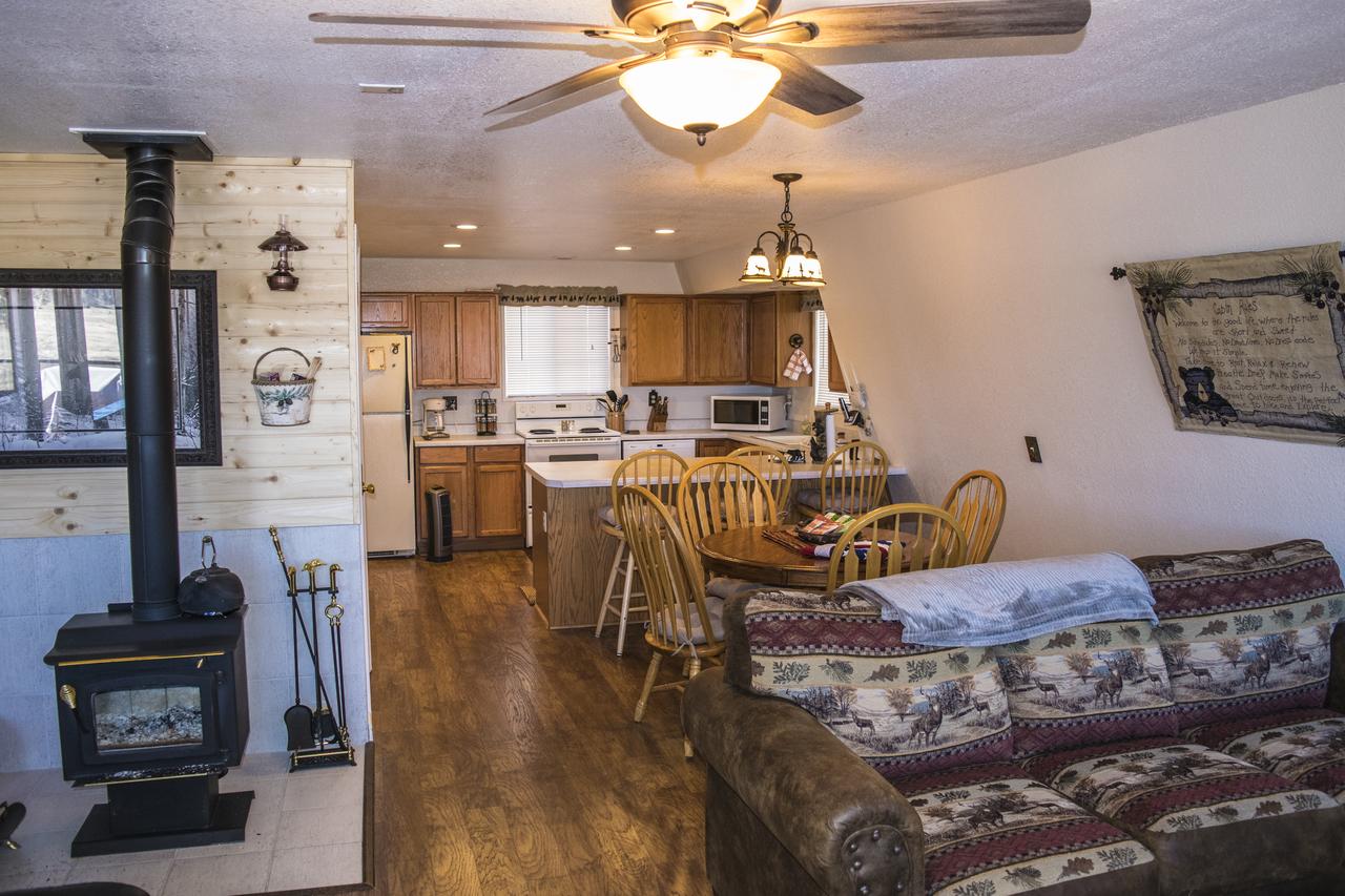 Aspen Meadow Cabin - thumb 3