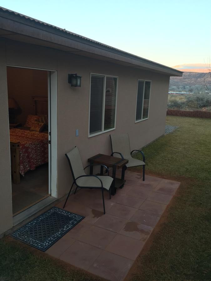 Oleander Place - thumb 36