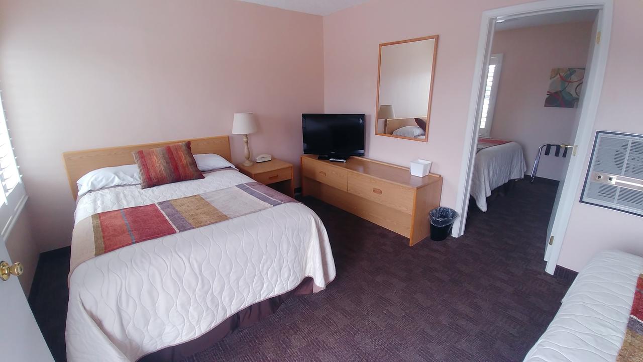 Blue Pine Motel - thumb 19