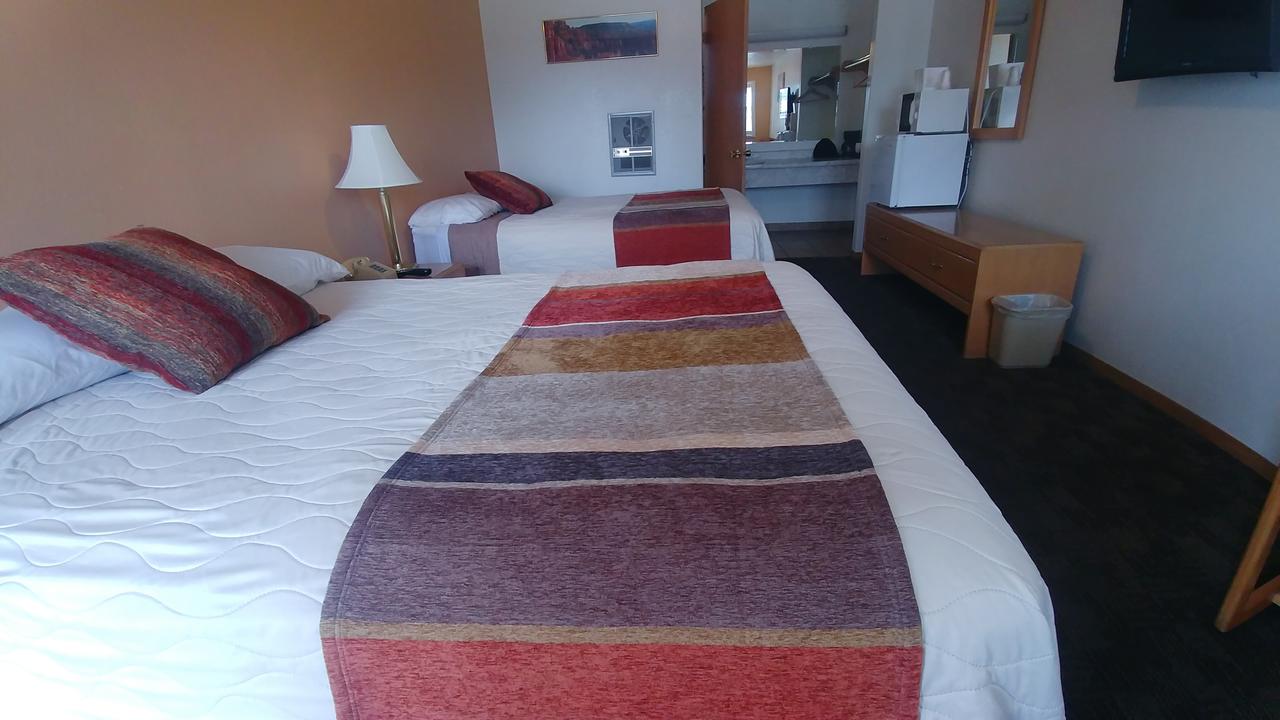 Blue Pine Motel - thumb 8