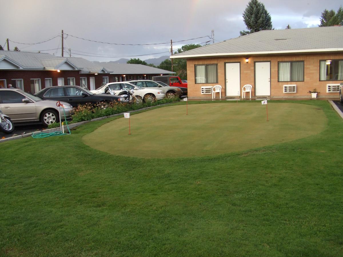 Blue Pine Motel - thumb 26