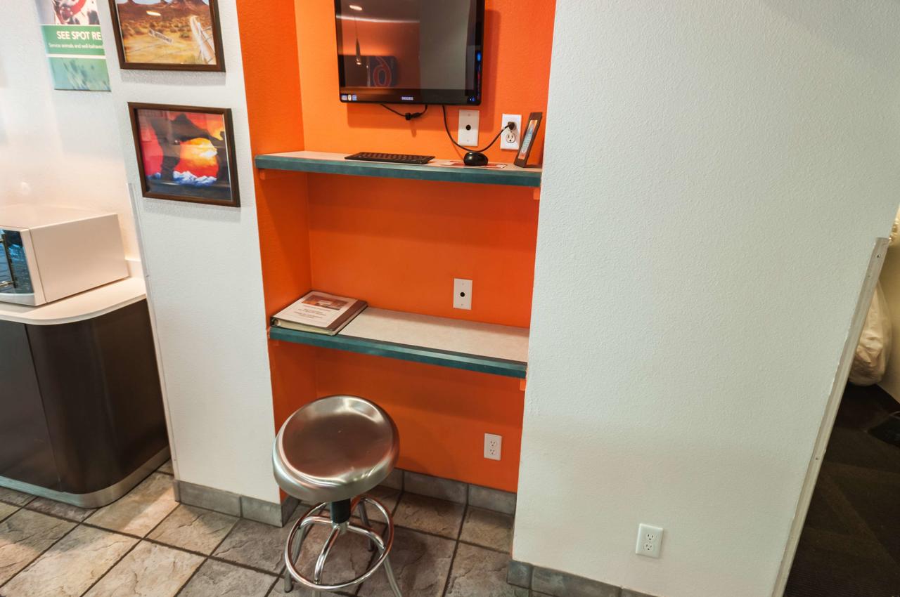 Motel 6 Moab - thumb 17