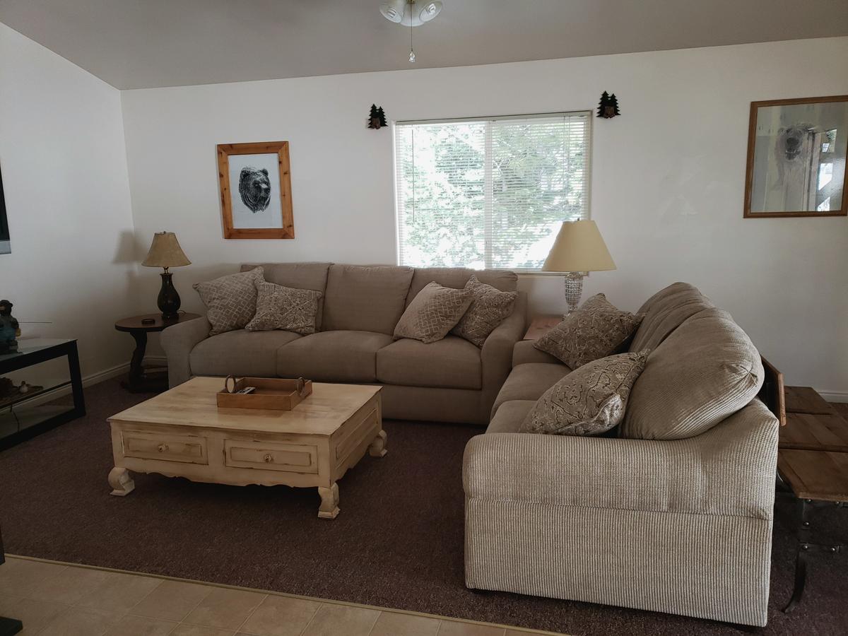 Duck Creek Village Inn - thumb 13