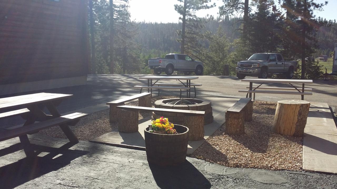 Duck Creek Village Inn - thumb 38