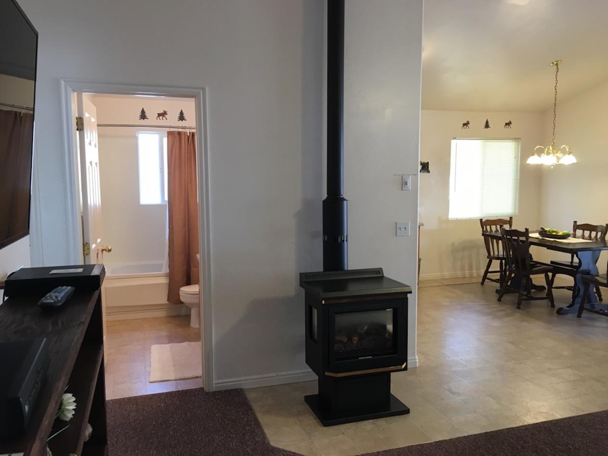 Duck Creek Village Inn - thumb 21