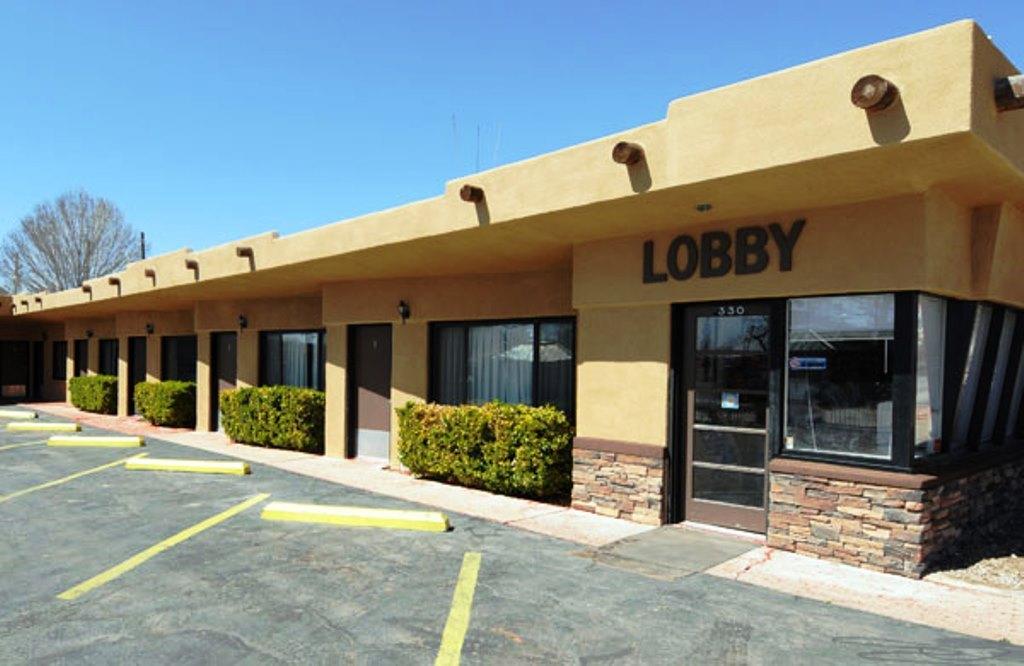 Redrock Country Inn - thumb 0