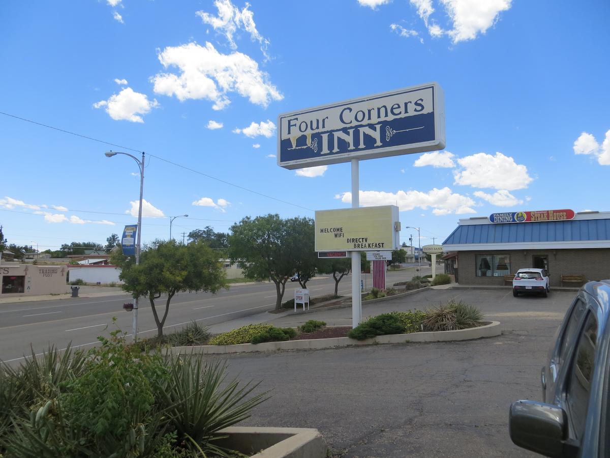 Four Corners Inn - thumb 0