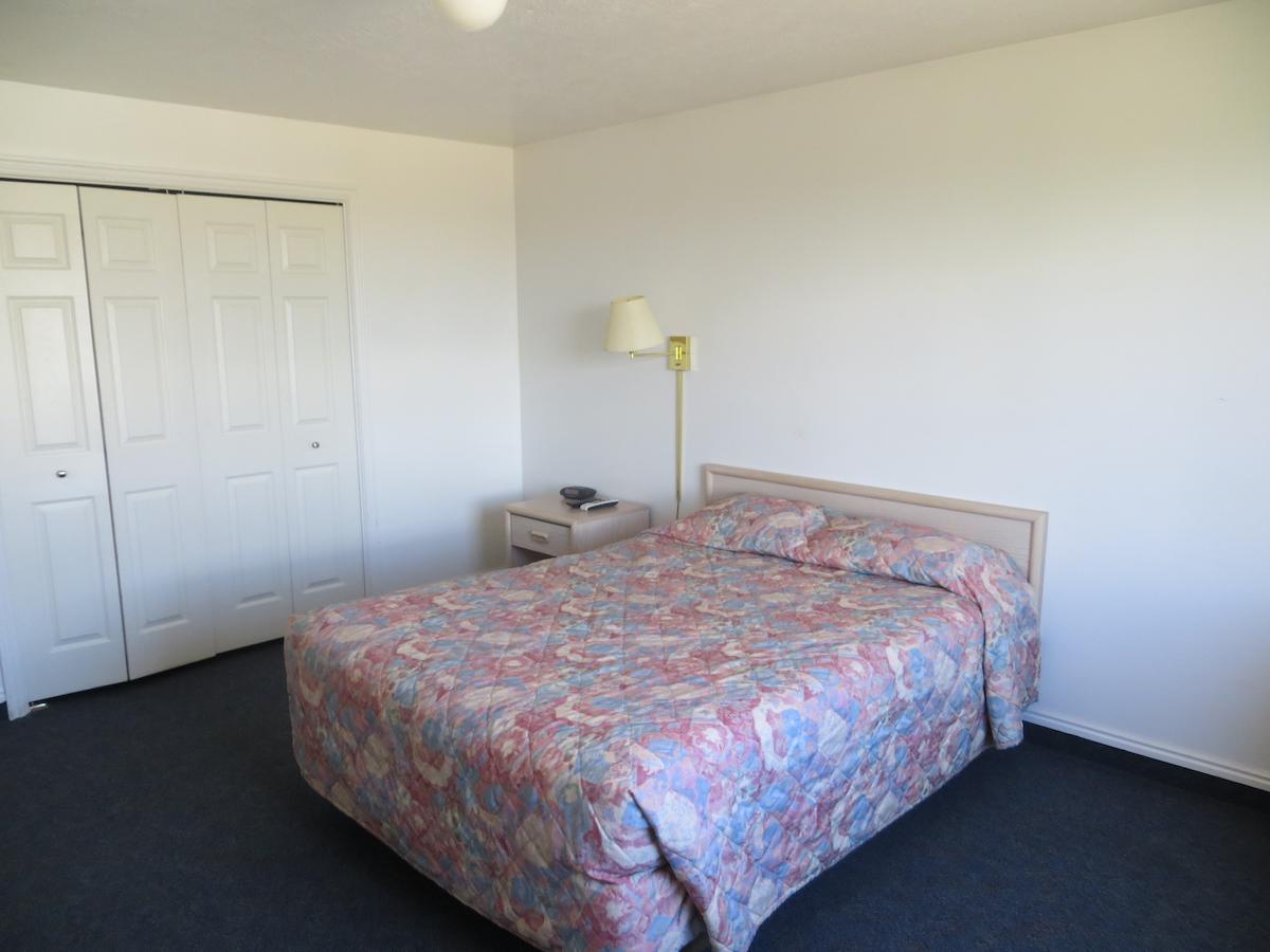 Four Corners Inn - thumb 28