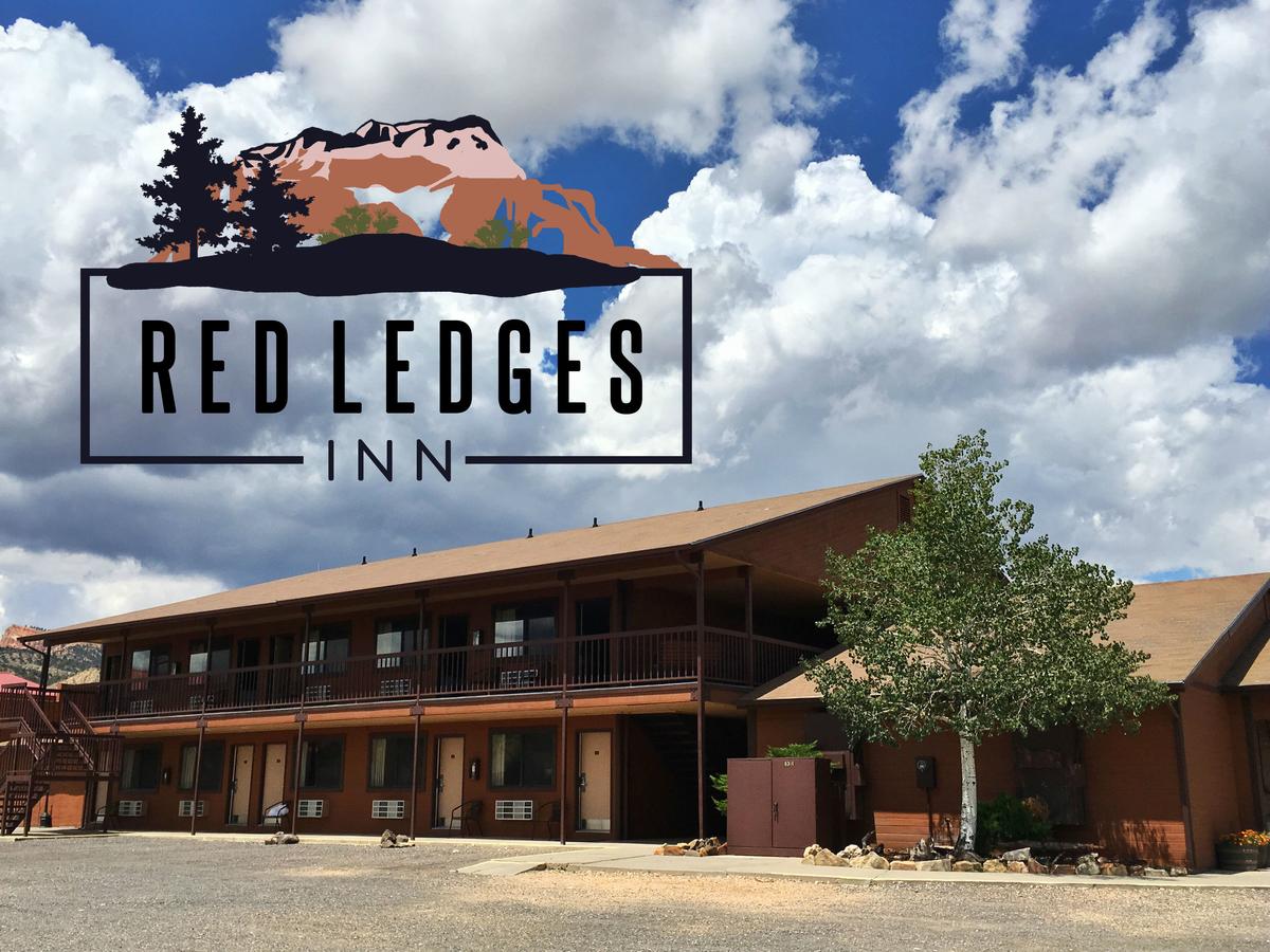 Red Ledges Inn - thumb 0