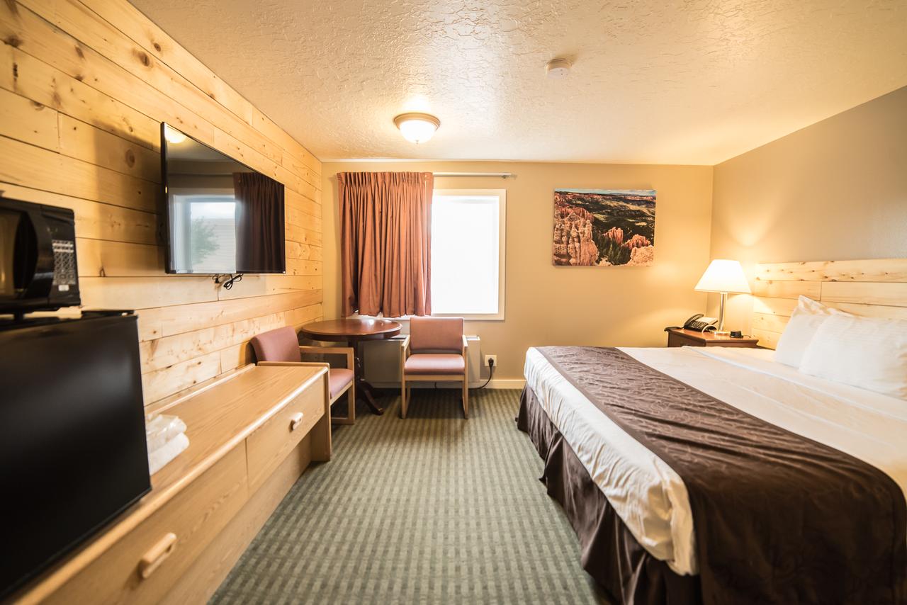 Red Ledges Inn - thumb 23