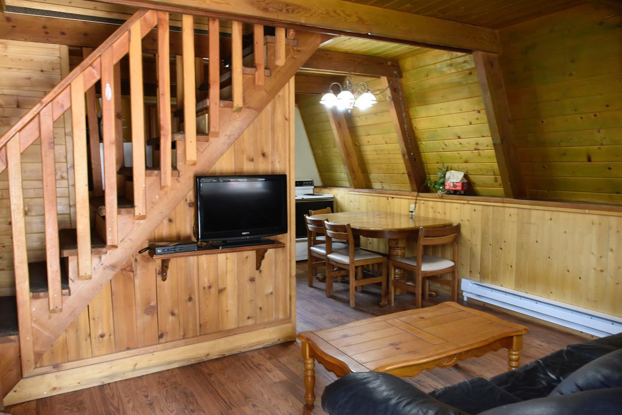 Falcon's Nest - thumb 2