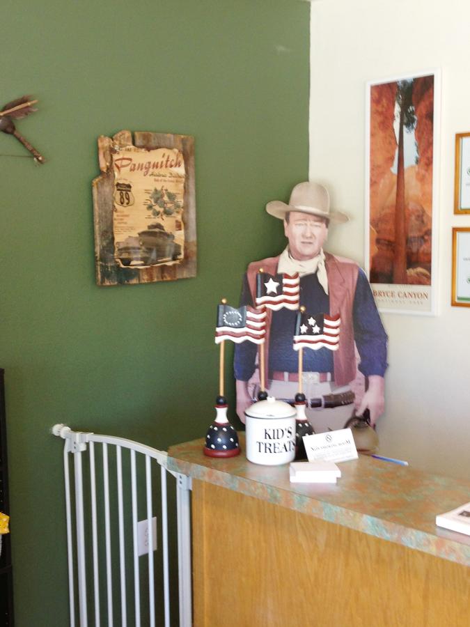 Purple Sage Motel - thumb 10