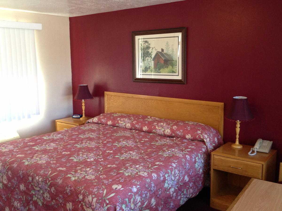 Purple Sage Motel - thumb 1