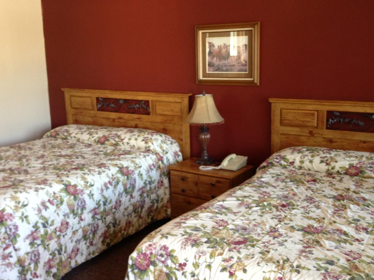 Purple Sage Motel - thumb 2