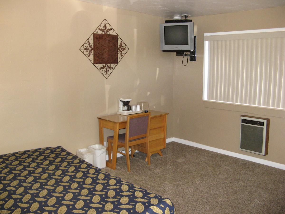 Best Host Inn - thumb 18