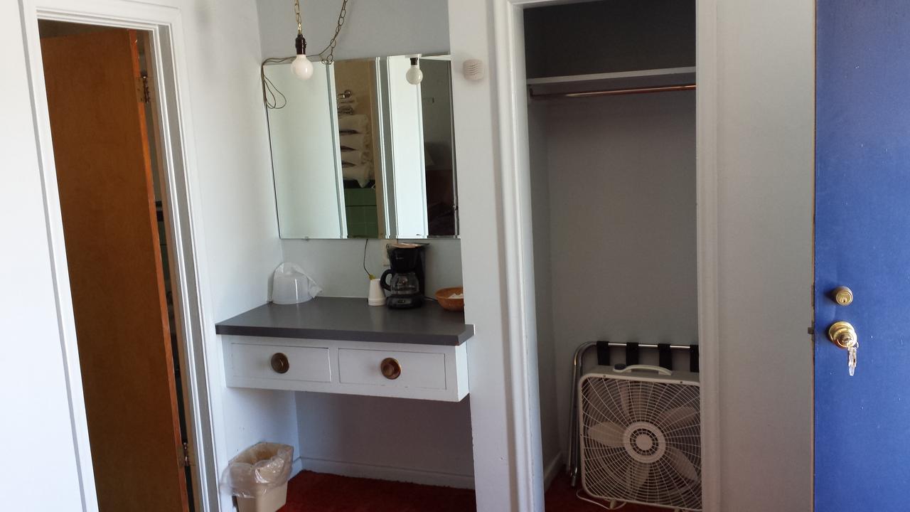 Best Host Inn - thumb 3