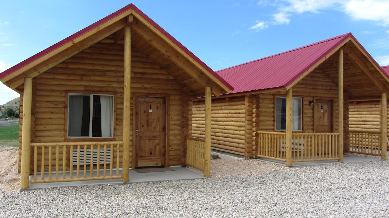 Bryce Canyon Log Cabins - thumb 8
