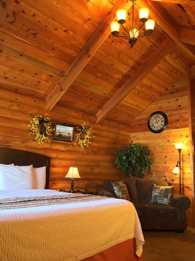Bryce Canyon Log Cabins - thumb 36