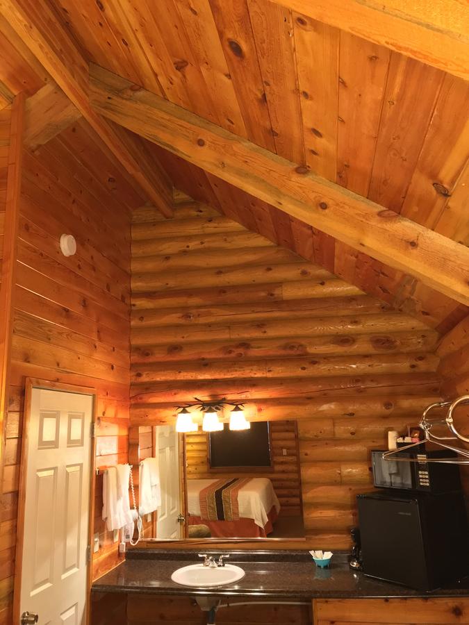 Bryce Canyon Log Cabins - thumb 31