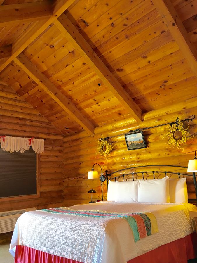 Bryce Canyon Log Cabins - thumb 39