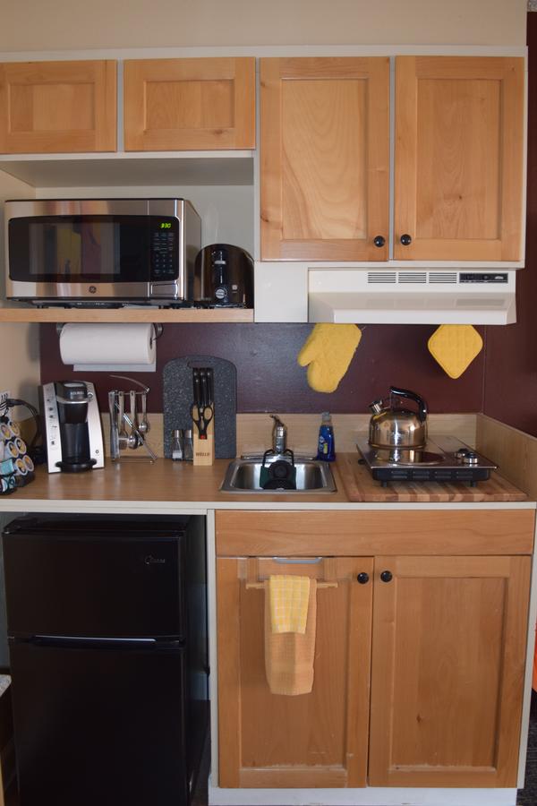 Desert Juniper Adobe Cabin At St. Danes Cabins - thumb 15