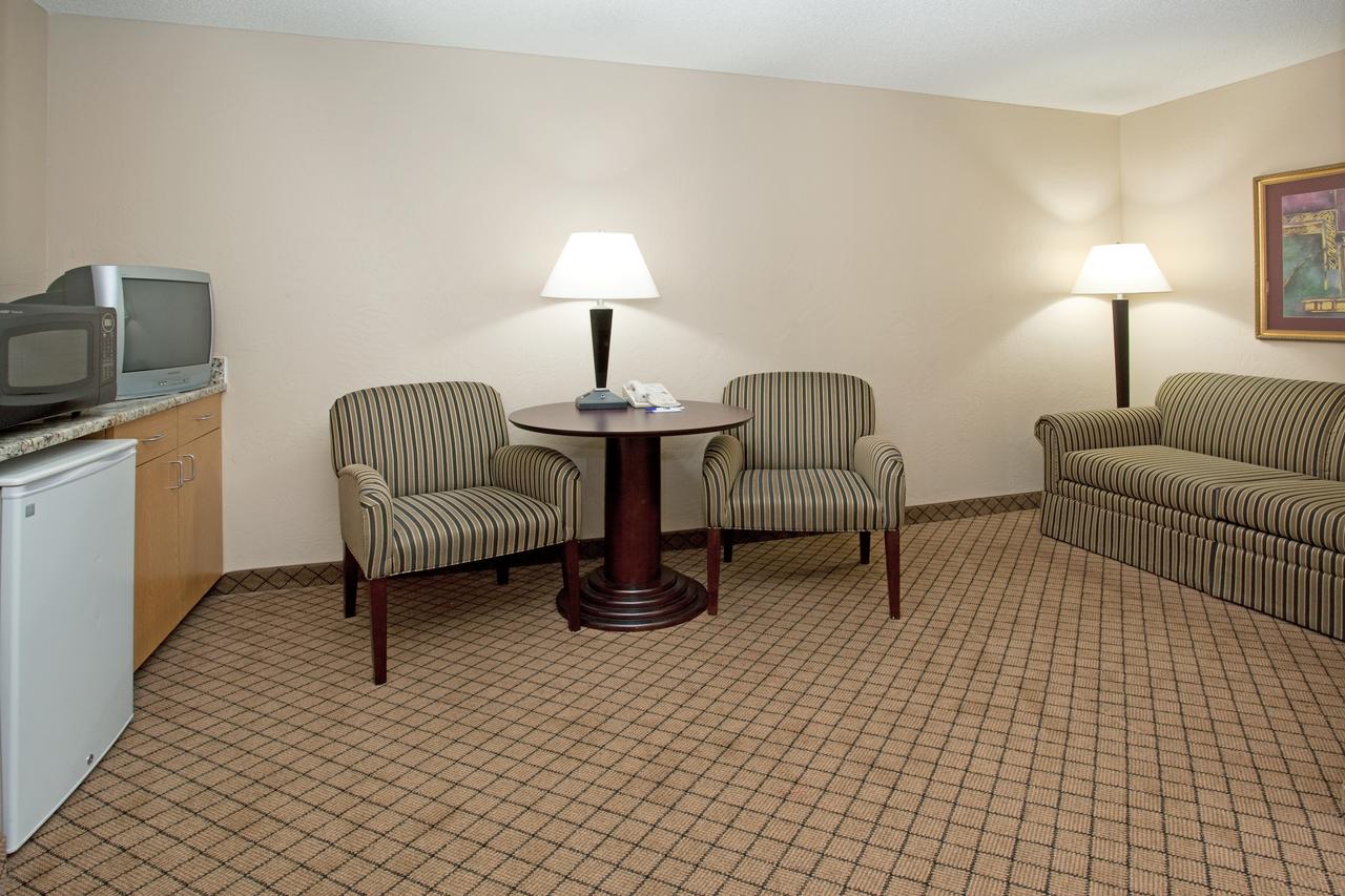 First Choice Inns At The Swell - thumb 33