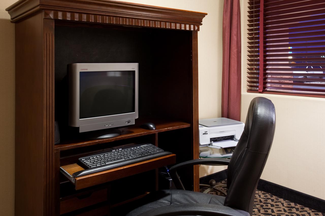 First Choice Inns At The Swell - thumb 29