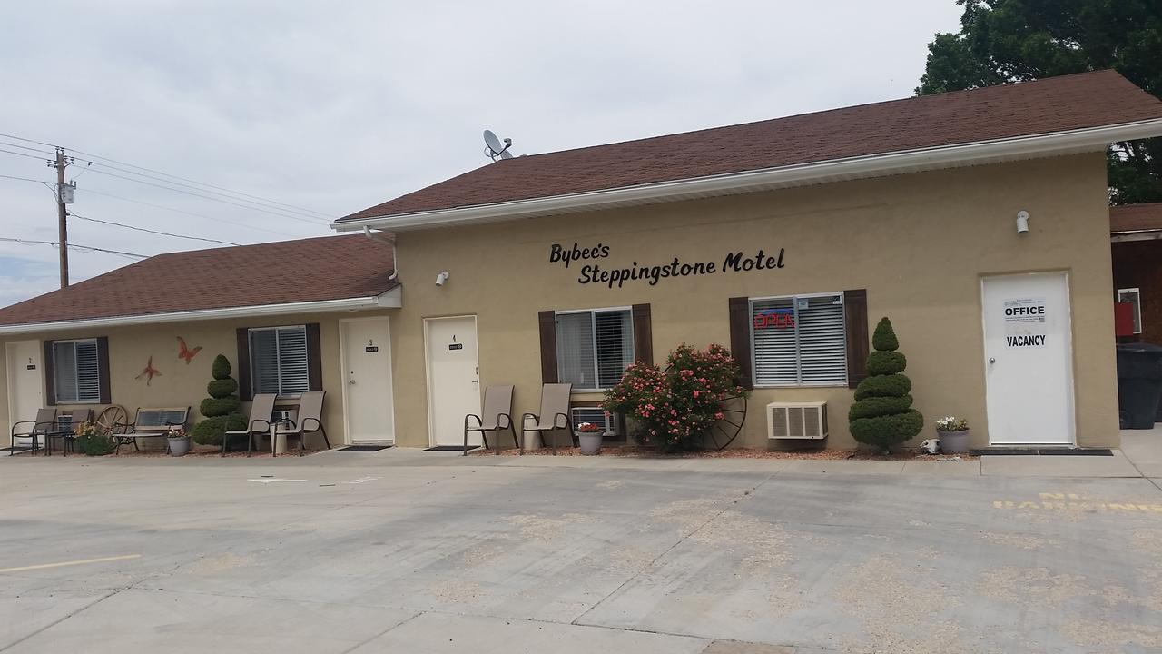 Bybee's Steppingstone Motel - thumb 1